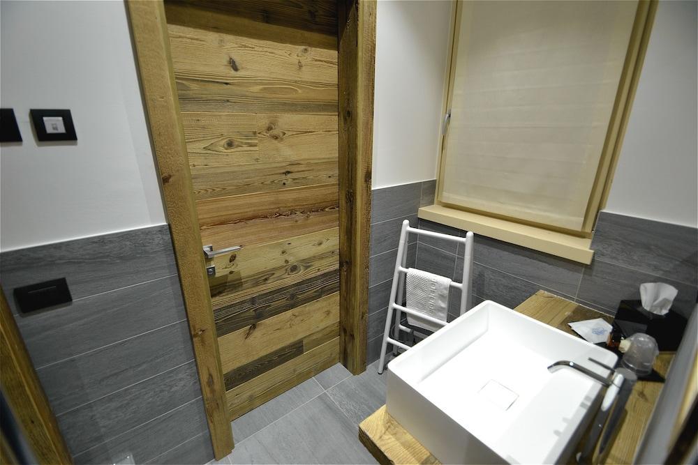 Hotel Piccolo Tibet Livigno Exterior foto