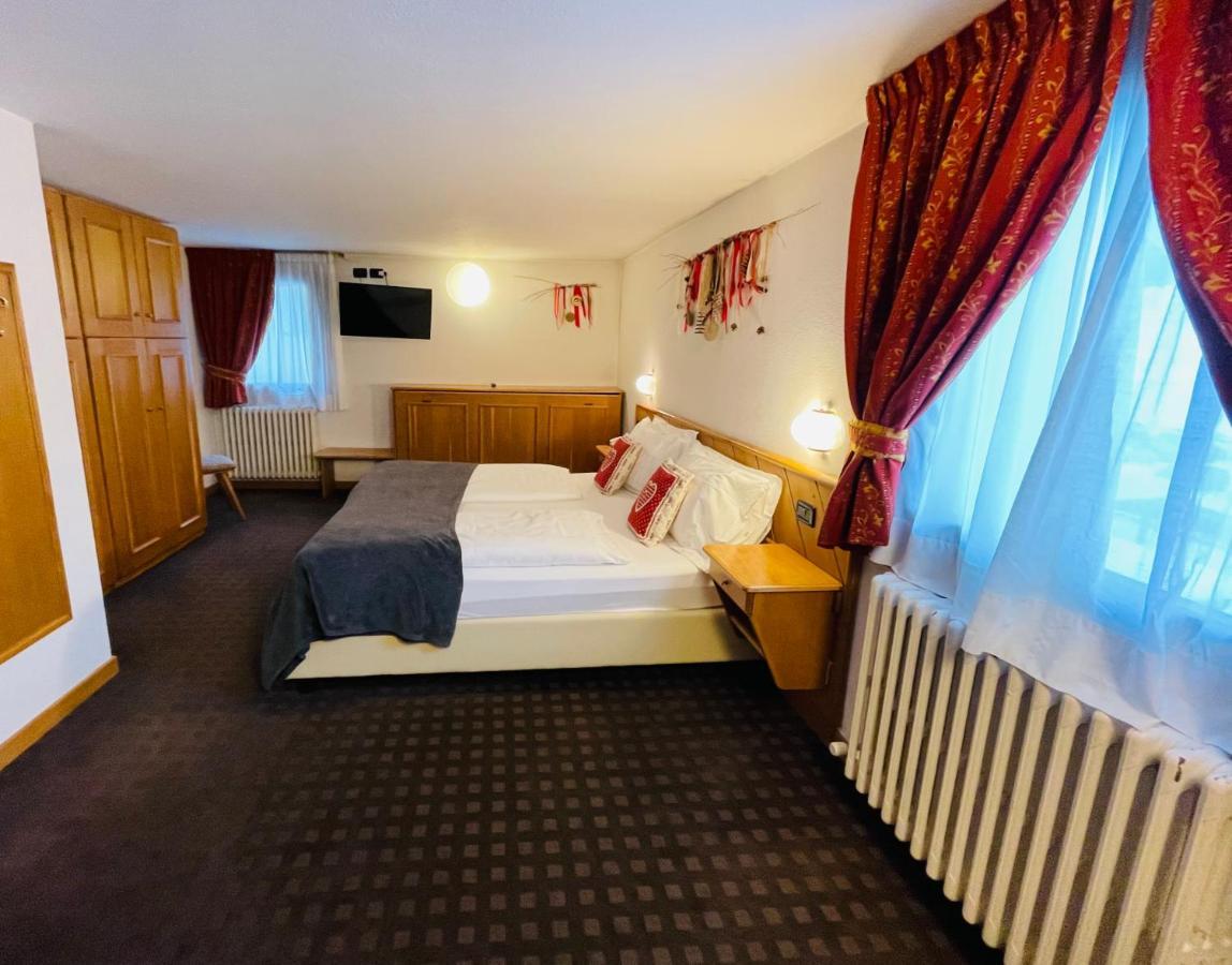 Hotel Piccolo Tibet Livigno Exterior foto